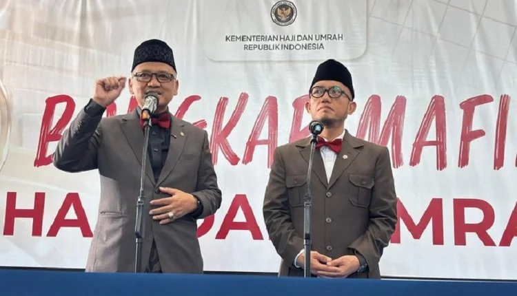 Menteri Haji Gus Irfan (kiri) dan Wakil Menteri Haji dan Umrah Dahnil Anzar Simanjuntak. Biaya haji 2027 belum ditetapkan Kementerian Haji dan Umrah (Kemenhaj). Pembahasan bersama DPR mencapai 85 persen dan ditargetkan selesai pekan depan. (Foto: Detik.co