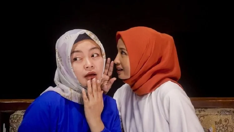 Kenali tujuh dosa yang sering tidak disadari kaum perempuan, mulai dari tabarruj, membuka aurat, prasangka buruk, ghibah hingga malas-malasan. (Foto: Getty Images/Ilustrasi)