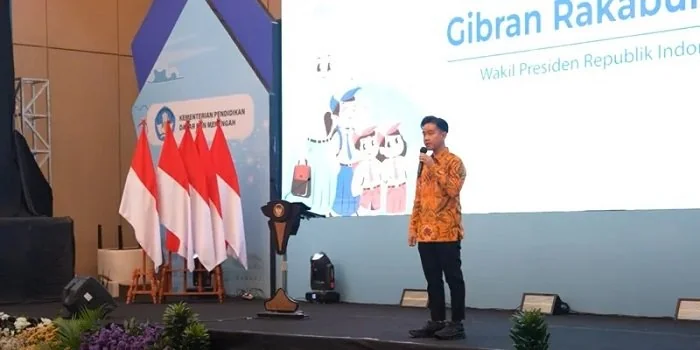 Wakil Presiden (Wapres) RI Gibran Rakabuming Raka menerima kunjungan dari Badan Amil Zakat Nasional (BAZNAS) RI. (sumber : Media Indonesia)