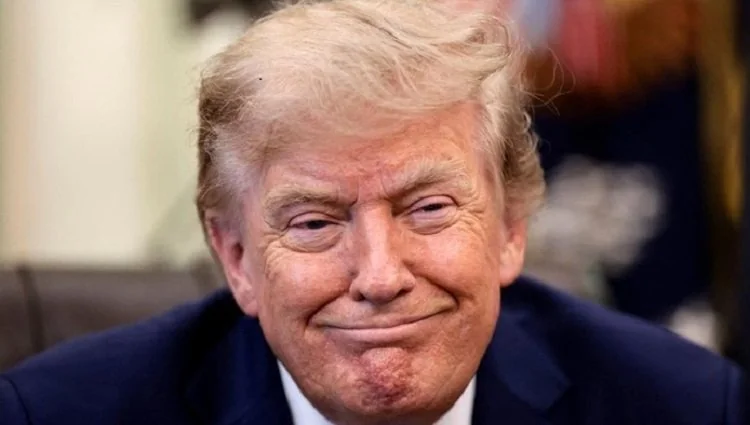 Presiden Amerika Serikat, Donald Trump, melontarkan lelucon tentang nama Mohammad saat membahas Iran dalam kampanye di Georgia. (FOTO: REUTERS)