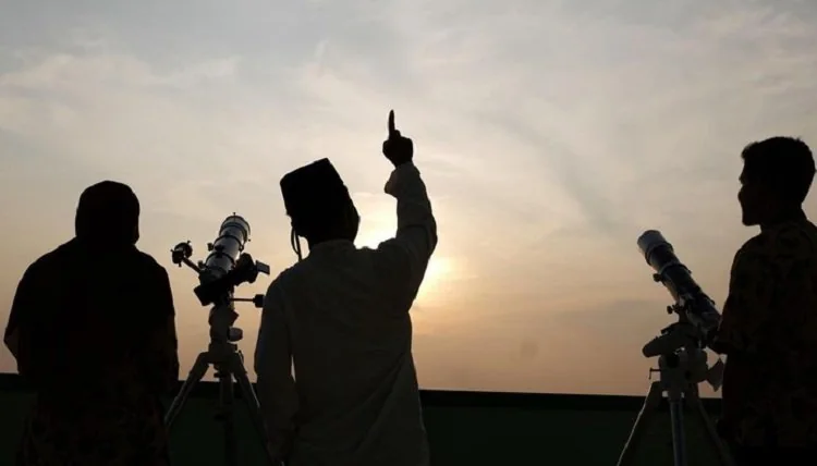 Mahkamah Agung Arab Saudi mengajak umat Islam memantau hilal Dzulhijjah 1447 H. Mufti Agung juga menyerukan peningkatan ibadah dan amal saleh. (Foto: ANTARA/Ilustrasi)