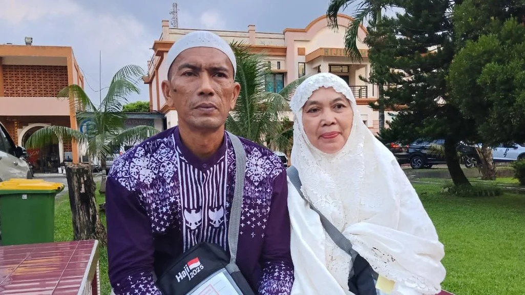 Pasutri Fadli Hariadi dan Arbainah