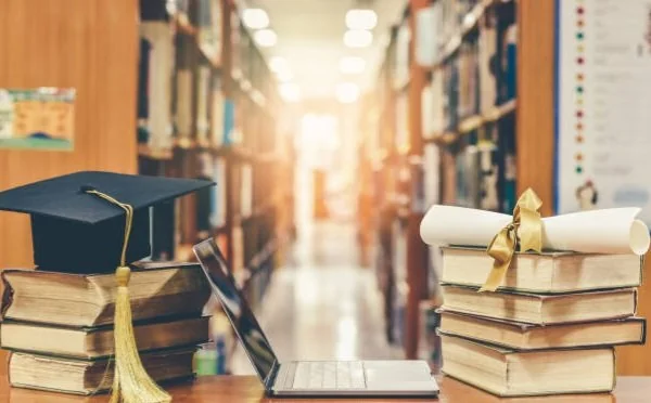 PBNU membuka Beasiswa Santri ke Maroko 2026–2027 bagi hafiz Alquran dengan fasilitas pendidikan gratis. (Foto: iStockphoto/Ilustrasi)