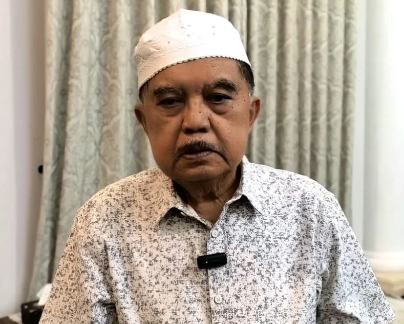 Ketua Umum DMI Jusuf Kalla mendesak Israel membuka kembali Masjid Al-Aqsa agar umat Islam dapat beribadah dengan aman selama Ramadan. (Foto: Istimewa)