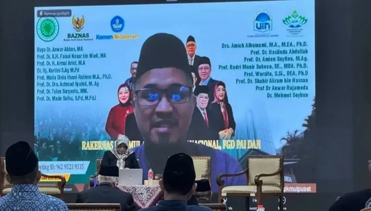 Prof. Shahir Akram Hassan menegaskan AI dan transformasi digital harus memperkuat nilai Islam. Pendidikan Islam didorong adaptif tanpa meninggalkan etika dan maqashid syariah. (Foto: Latifahtul Jannah/MUI Digital)