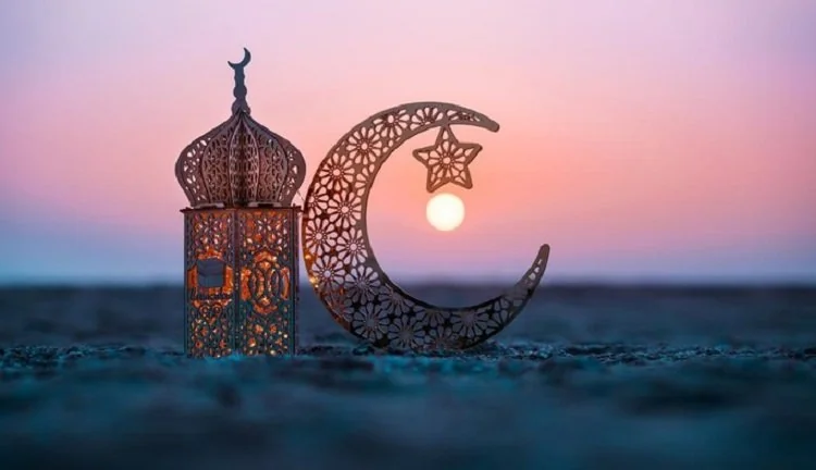 Lebaran 2027 diperkirakan jatuh 10 Maret. Simak prediksi Idul Fitri 1448 H, jadwal libur nasional, cuti bersama, dan awal Ramadan. (FOTO: Getty Images/ILUSTRASI)