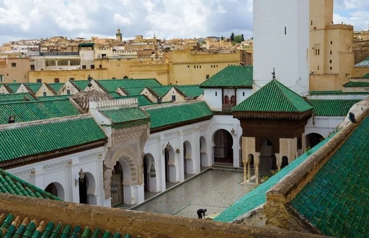 Universitas Al-Qarawiyyin di Fez, Maroko, diakui sebagai kampus Islam tertua sekaligus universitas tertua di dunia yang masih beroperasi sejak tahun 859 M. (Foto: iStockphoto)