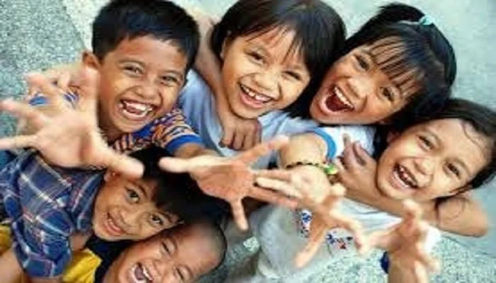pahala menyantuni anak yatim. (int)