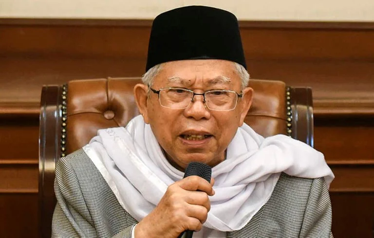 Wakil Presiden RI ke-13 sekaligus Ketua Penasihat Center for Sharia Economic Development (CSED) Indef, Ma’ruf Amin, menekankan peran vital para ekonom syariah dalam memperkuat ekosistem ekonomi dan keuangan syariah di Indonesia. (Foto: ANTARA)