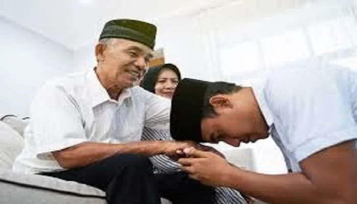 Berbakti Kepada Kedua Orang Tua. (int)