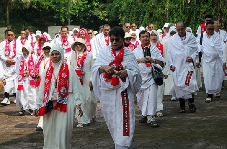 Sebanyak 345 jemaah gagal berangkat haji karena tidak laik terbang. Kemenhaj akan memperketat istitaah kesehatan pada musim haji 2027. (FOTO: iStockphoto/ILUSTRASI)