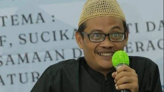 Ustaz M. Ishom el-Saha, (Doc : Int)