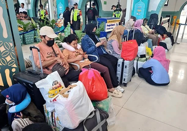 Kementerian Agama menyiapkan 6.859 Masjid Ramah Pemudik di jalur mudik Lebaran 2026. Masjid menyediakan layanan 24 jam, tempat istirahat, hingga fasilitas kesehatan bagi pemudik. (Foto: iStockphoto/Ilustrasi)