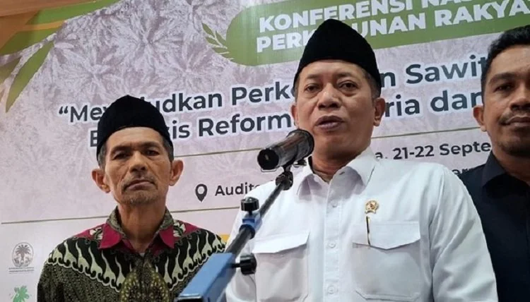 Menteri Koperasi Ferry Juliantono mengatakan pihaknya menggandeng Muhammadiyah untuk mengembangkan koperasi berbasis masjid. Muhammadiyah yang memiliki jaringan 12.000 masjid dinilai berpotensi menjadi basis ekonomi komunitas. (Foto: Istimewa)