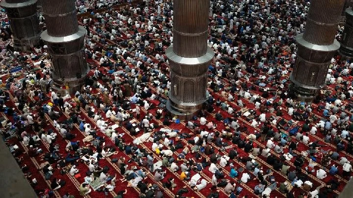 Suasana Jamaah sedang beribadah, (Doc : Int)